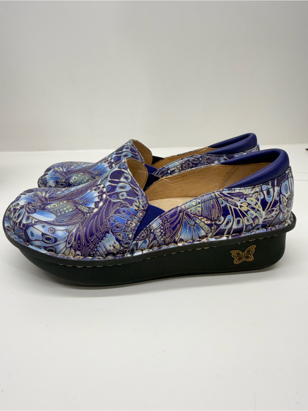 New Alegria "Debra" Comfort Shoes Closed Clogs Butterflies Blues Gold Eur 38